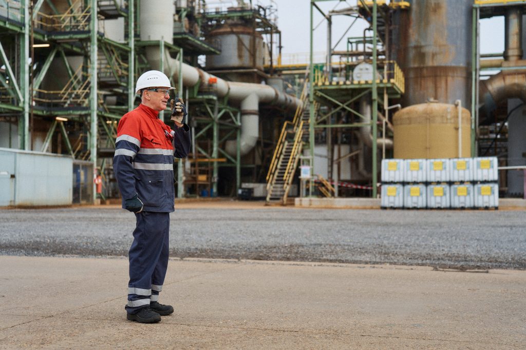 Image of a worker on the Nyrstar plant